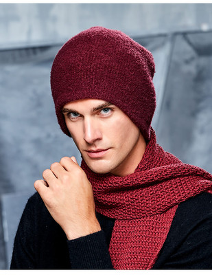 潮流与保暖并重 羊毛针织帽的冬日穿搭魅力