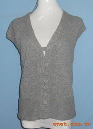 盈富针织时装 专注设计，引领针织时尚新潮流